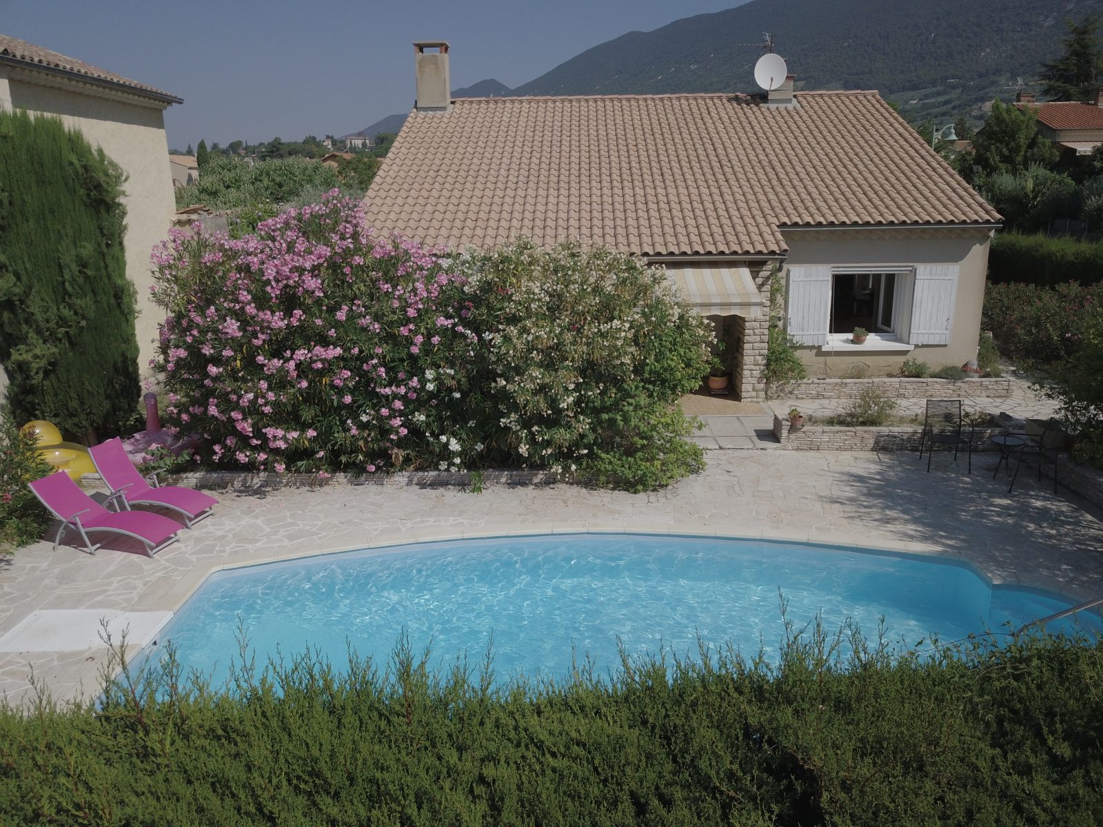 Chambre d'hôtes La Maison d'Antaram à Nyons - Site de l'Office de tourisme  des Baronnies en Drôme Provençale